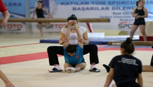 Artistik cimnastikte genç kadınlar ve büyükler milli takım kampları Bolu'da başladı
