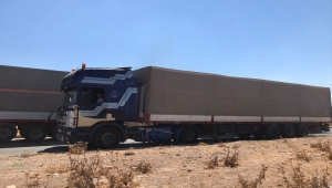 Birleşmiş Milletler, İdlib'e 74 tır insani yardım gönderdi