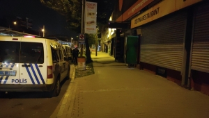 Bursa'da kısıtlama saatinde açık olan eğlence mekanındaki 26 kişiye para cezası kesildi