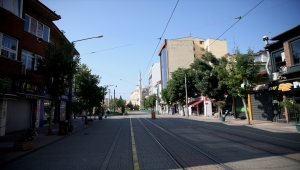 Bursa ve çevre illerde sokağa çıkma kısıtlaması nedeniyle sessizlik hakim