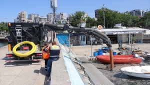 Caddebostan sahilindeki müsilaj yoğunluğu azaldı