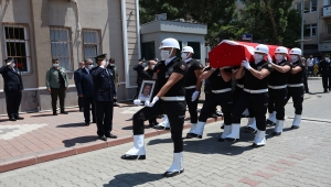 Çanakkale'deki kazada şehit olan polis memuru için tören yapıldı