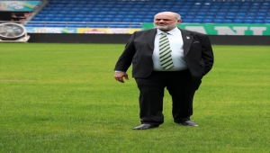 Çaykur Rizespor, teknik direktör Bülent Uygun ile 3 yıllık sözleşme imzaladı