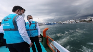 Çevre ve Şehircilik Bakanı Murat Kurum, müsilaj temizleme çalışmalarını inceledi: