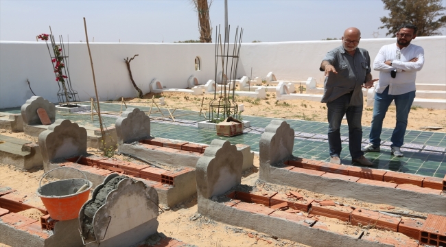 Cezayirli sanatçıdan Akdeniz'de can veren göçmenlerin insanlık onuruna saygı: Akdeniz Bahçesi Mezarlığı