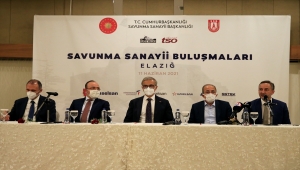 Cumhurbaşkanlığı Savunma Sanayii Başkanı Prof. Dr. Demir, sanayici ve iş adamları ile bir araya geldi: