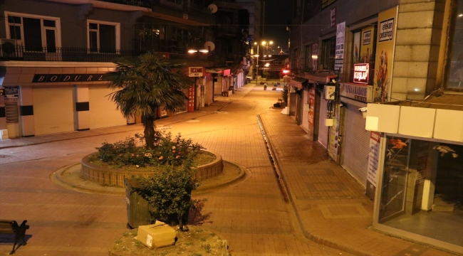 Doğu Marmara ve Batı Karadeniz'de kısıtlamanın başlamasıyla sokaklar boşaldı