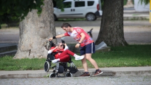 Edirne'de 6. Sınırsız Dostluk Yarı Maratonu 20 ülkeden 1045 sporcunun katılımıyla koşuldu