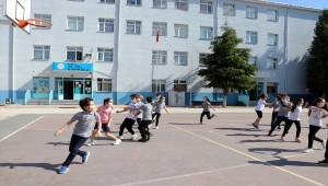 Edirne'de okullarda öğrencilerin ihtiyaçlarına uygun etkinlikler düzenlendi