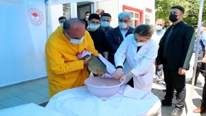 Edirne'de yılda 5 milyon yavru balığın üretildiği tesiste balık sağımı yapıldı