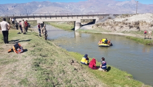 Erzincan'da balık avlamak isterken akıntıya kapılan çocuk boğuldu
