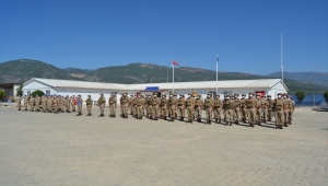 Gaziantep'te komandolar dualarla Suriye'ye uğurlandı
