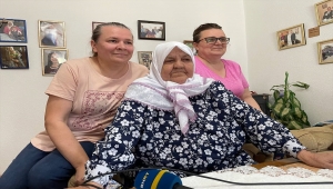 GÜNCELLEME - Boşnak nine Orloviç'in bahçesine izinsiz yapılan Ortodoks kilisesi yıkıldı
