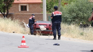 GÜNCELLEME - Denizli'de otomobil ile çarpışan motosikletteki gençlerden biri öldü, sürücüsü yaralandı