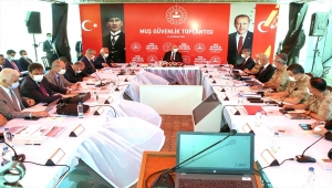 İçişleri Bakanı Süleyman Soylu, Muş'ta güvenlik toplantısına katıldı