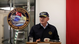 Milli Savunma Bakanı Akar'dan "Mehmetçik görevinin başında" mesajı