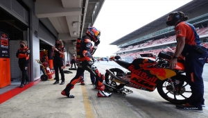 Moto3 Dünya Şampiyonası'nda ilk podyum sevincini yaşayan Deniz Öncü'nün hedefi, MotoGP şampiyonluğu