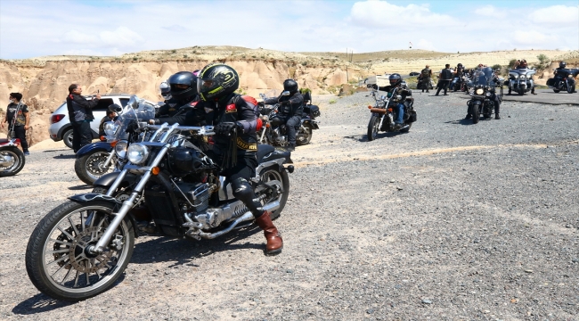 Motosiklet tutkunları Kapadokya'da buluştu