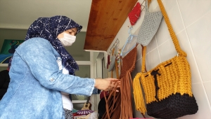 Osmaniye'de evsel atıklar kadınlar tarafından el işi ürünlere dönüştürülüyor