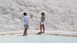 Pamukkale'de sokağa çıkma kısıtlamasının uygulanmadığı ilk cumartesi yoğunluk gözleniyor