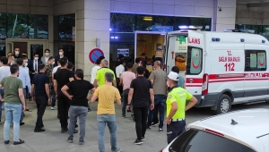 Siirt'te iki otomobil çarpıştı: 3 yaralı