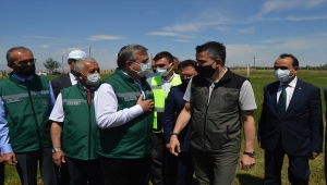 Tarım ve Orman Bakanı Pakdemirli, Afyonkarahisar'da sulama sistemlerini inceledi: