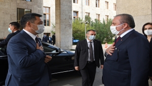 TBMM Başkanı Şentop, Kırgız Cumhuriyeti Cumhurbaşkanı Caparov ile bir araya geldi