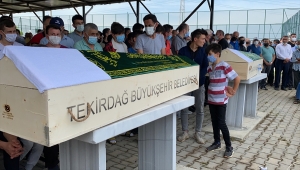 Tekirdağ'da sele kapılarak ölen iki çocuğun cenazesi toprağa verildi