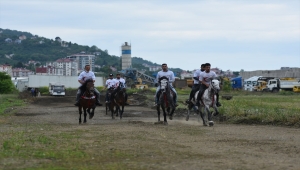 Trabzon'da 4. Rahvan At Yarışları gerçekleştirildi