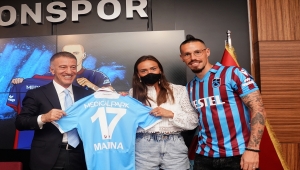 Trabzonspor, Hamsik ile sözleşme imzaladı