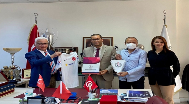 Türkiye ve Tunus bedensel engelliler spor federasyonları "ortaklık sözleşmesi" imzaladı