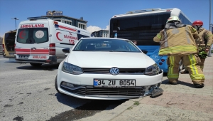 Zeytinburnu'ndaki zincirleme trafik kazasında bir kişi yaralandı