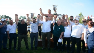 15. Geleneksel Hergeleci İbrahim Yağlı Güreşleri'nde başpehlivan Ali Gürbüz oldu