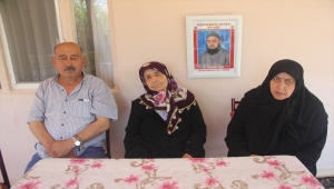 15 Temmuz'da tankın altında kalarak şehit olan Muhammet Ali Aksu'nun ailesi hüzünlü ama gururlu 