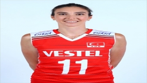 A Milli Kadın Voleybol Takımı'nın Tokyo Olimpiyatları hazırlıkları İstanbul'da sürüyor