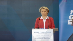 AB Komisyonu Başkanı Von der Leyen, AB dönem başkanlığını devralan Slovenya'yı ziyaret etti: