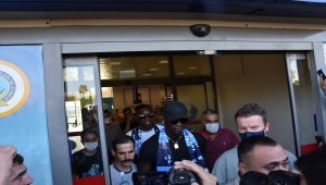 Adana Demirspor'un İtalyan yıldızı Mario Balotelli, Adana'ya geldi
