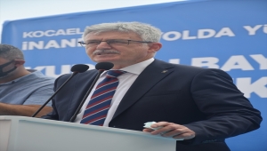 AK Parti MKYK Üyesi Zeybek, Kocaeli'de partisinin bayramlaşma programında konuştu: