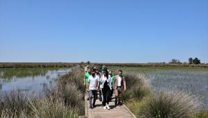 AK Partili Çiğdem Karaaslan Kızılırmak Deltası'nda "Cemre"lerle bir araya geldi