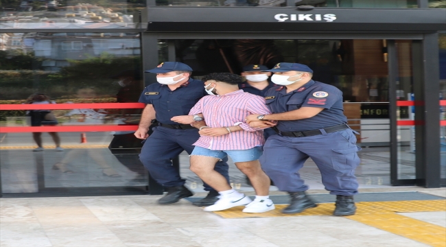 Antalya'da 2 kişinin ölümüne neden olan sürücü tutuklandı