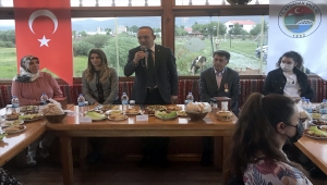 Ardahan Valisi Öner: "Milletimiz 15 Temmuzda hain girişime 'dur' dedi"