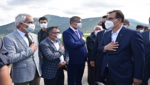 Bakanlar Dönmez ve Pakdemirli, Bilecik'te temel atma törenine katıldı