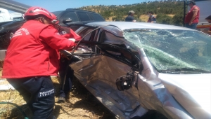 Balıkesir'de iki otomobil çarpıştı: 7 yaralı