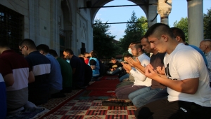 Balkanlar'da Kurban Bayramı coşkuyla karşılandı