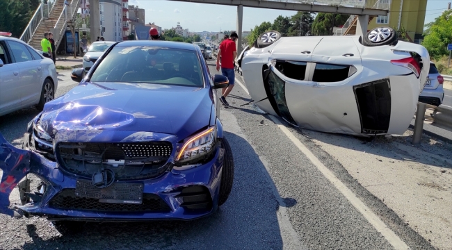 Büyükçekmece'de trafik kazası: 6 yaralı