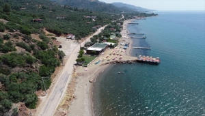 Çanakkale'de sahildeki plaj tesisine kaçak yapıldığı gerekçesiyle yıkım kararı