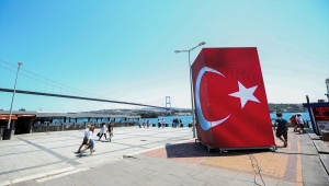 Cumhurbaşkanlığı İletişim Başkanlığınca 251 şehidin kahramanlığı dünyaya anlatıldı