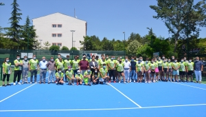 "Demirci Akıncıları Tenis Turnuvası" Manisa'da başladı