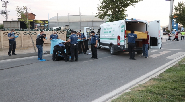 Elazığ'da otomobilin çarptığı yaya yaşamını yitirdi