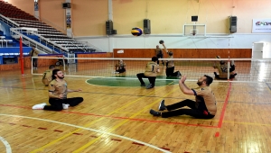 Engelli gazilerin de yer aldığı oturarak voleybol takımından 4 ayda "süper" başarı 